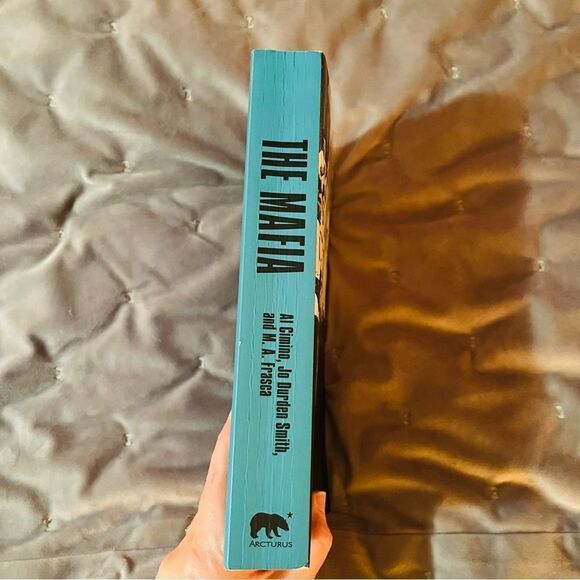 The Mafia: The Complete Story Book by Al Cimino et al Historical Fiction - Picture 4 of 12